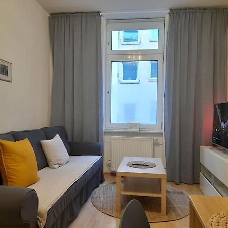 Zwei-Zimmer Wohnung In Wiesbadens Westend Eksteriør billede