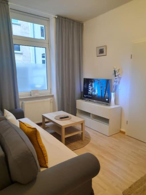 Zwei-Zimmer Wohnung In Wiesbadens Westend Eksteriør billede