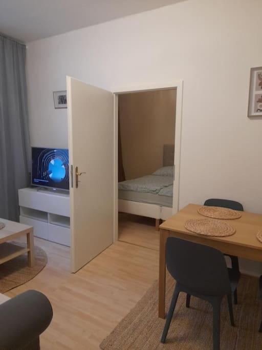 Zwei-Zimmer Wohnung In Wiesbadens Westend Eksteriør billede