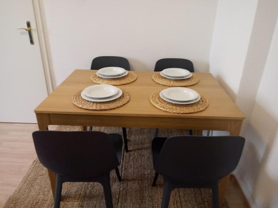 Zwei-Zimmer Wohnung In Wiesbadens Westend Eksteriør billede